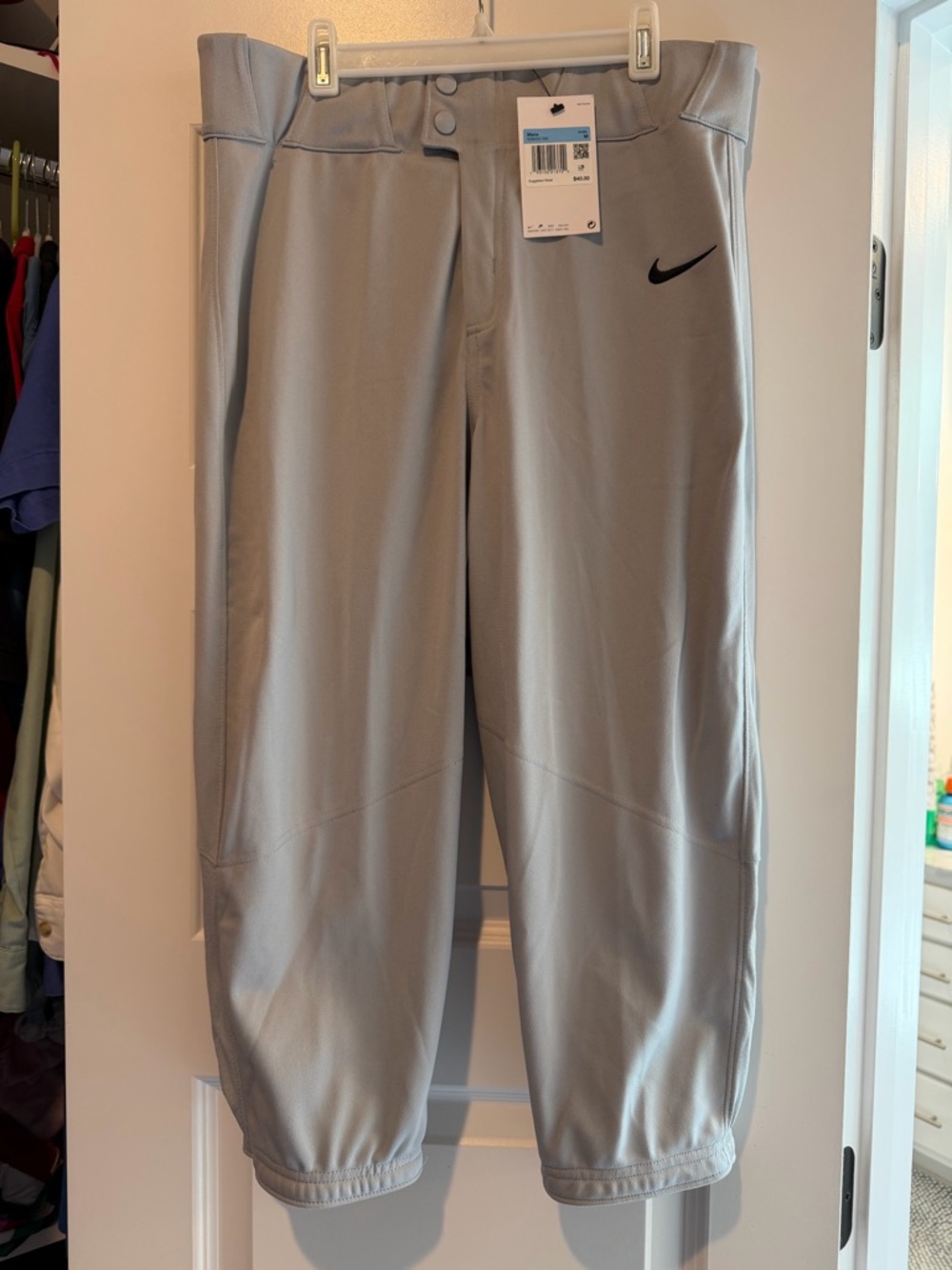 Nike Men’s Light Gray Baseball Sweatpants with Swoosh